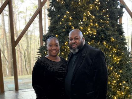 A Hilton Grand Vacations Owner and her husband at a wedding in Hot Springs, Arkansas