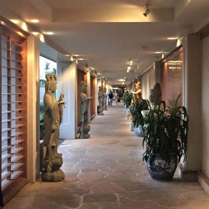 Statues in the hallway of Hilton Waikoloa Village on the Big Island, Hawaii